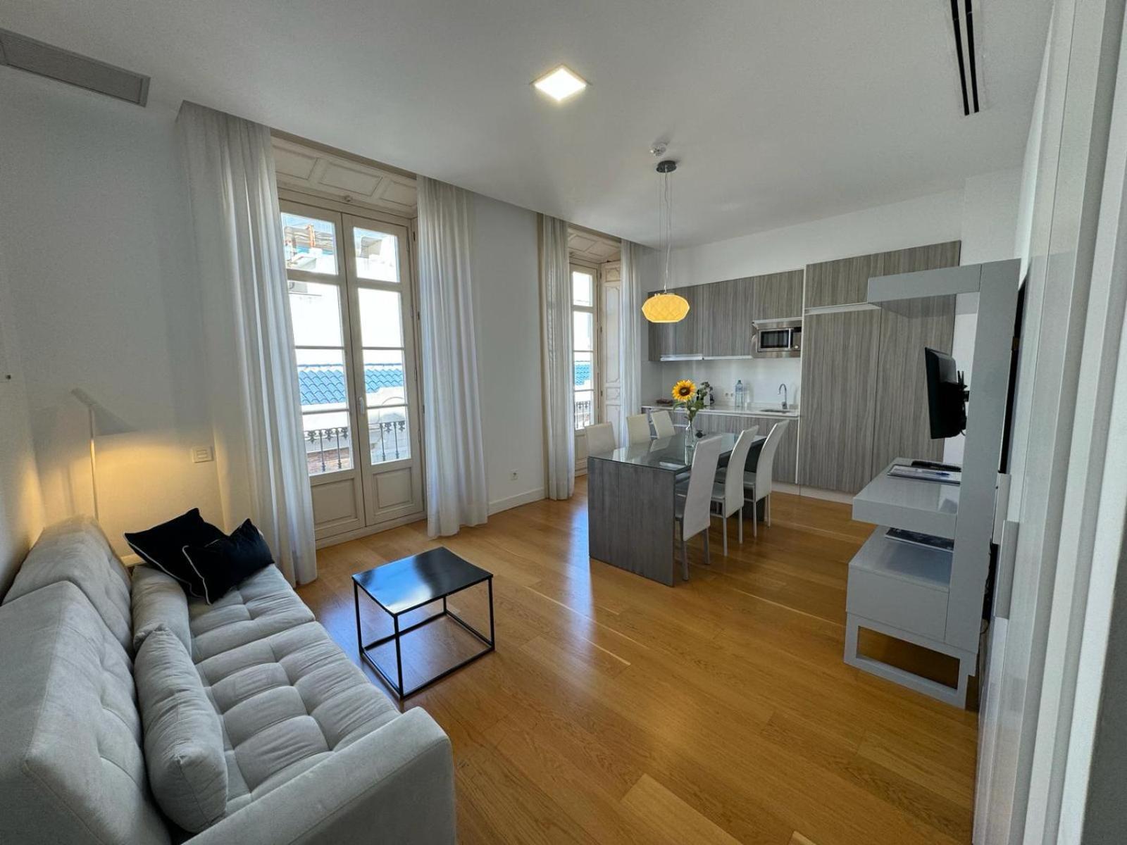 Echegaray Premium Cathedral 2 Apartment Malaga Exterior photo